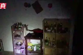 老叶较真丨黄浦一小区地下室有个13间房的集体宿舍还搭出了“复式”，煤卫全配图片