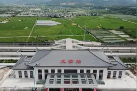 浙江龙游：“中国风”火车站新建站房即将启用视频封面