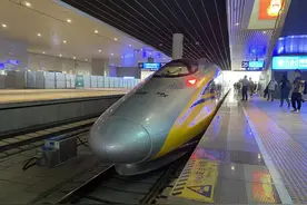 绵泸高铁内自泸段试运行！成都出发，1个半小时抵达泸州图片