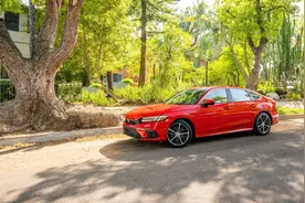 看到这些无聊的变化，进化到第十一代的本田思域还值得追吗？图片