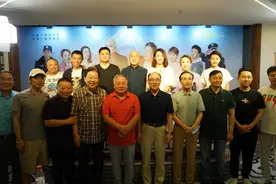 相声剧《正月里正月正》7月登台 方清平从“不敢演到演上瘾”图片