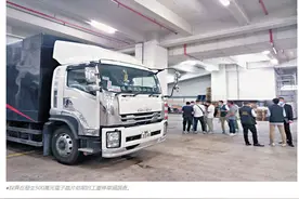 全球芯片荒，劫匪竟下手了！光天化日，14箱价值500万港元芯片被抢，警方出动图片