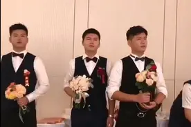 一定是特别的缘分！温州三胞胎兄弟同天结婚图片