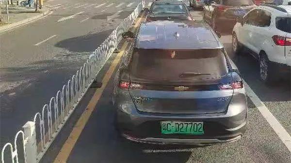 珠海有个地方源源不断生产僵尸车！面对举报，交警想出这个妙招