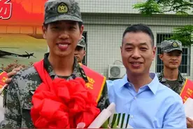 有一种最帅爸爸，叫军人的爸爸图片
