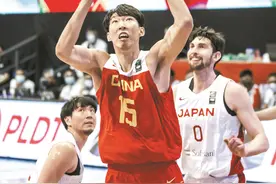 中国男篮战胜日本队，提前锁定亚洲杯正赛资格图片