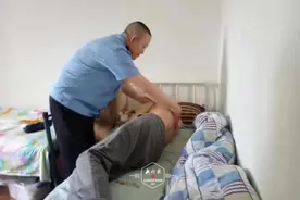爸爸的手，是盾牌也是榜样图片