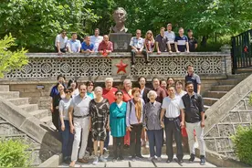 中外友人延安共话友谊 致敬传承国际主义精神图片