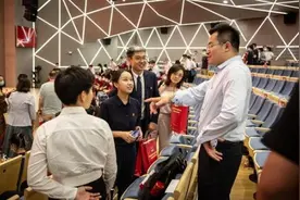 超八成大学生喜欢生动而深刻的思政课——大学生的思政关键词图片