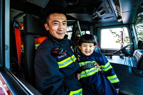 我的“超人老爸”没有“超能力”……