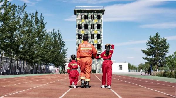 我的“超人老爸”没有“超能力”……