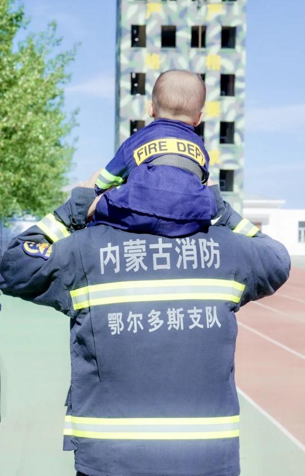 我的“超人老爸”没有“超能力”……