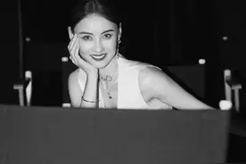 张柏芝黑白大片简约不简单 酷飒有型演绎别样时尚魅力图片