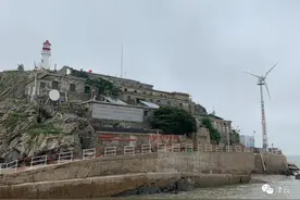 与王仕花同登开山岛：王继才守不动了，我要继续守下去……图片