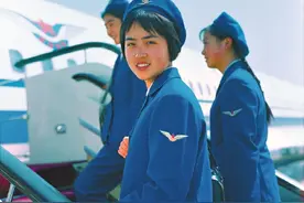 国航空乘 时代的风景线图片