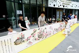 著名指画家陈树勇创作《鸿运当头》庆祝建党百年图片