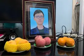 两次冲入海中勇救落水小学生，武汉23岁小伙海南救人遇难图片