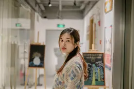 两度失败，倔强的她开了第三家书店图片
