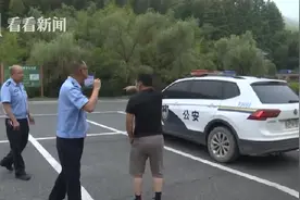 父亲当"教练"指导13岁儿子开车 还发视频炫耀...图片