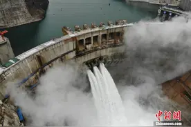 探访世界在建最大水电站白鹤滩水电站：投产发电在即图片