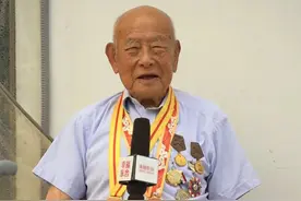 多次荣立特等功的东台战斗英雄，救下粟裕一命、一人刺死3个鬼子……图片