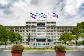 @四川高考生：西交利物浦大学让你不出国门，享受国际化教育图片