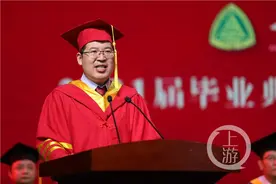重邮校长寄语毕业生：只有发现志趣所在，才不会甘于“躺平”图片