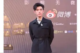 陈飞宇嘴凸？这不挺帅一小伙吗图片