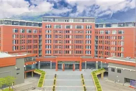 广州南方学院：多数专业自由转图片