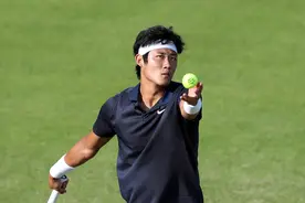 体坛联播｜张之臻拿下温网正赛资格，C罗领衔欧洲杯最佳阵容图片