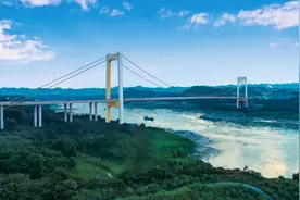 重庆又一座长江大桥建成通车图片