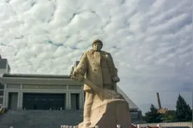 大庆：脚踏实地图片