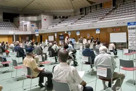 日本新冠疫苗接种进展缓慢，民众接种意愿仍不高视频封面