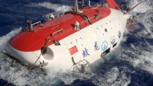 蛟龙号最深能下潜至多少米（百年瞬间丨蛟龙号载人潜水器突破7000米深潜纪录）