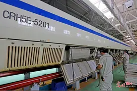 兰新高铁添新丁图片
