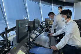 神鸟上线⑫机长塔台对话 深情祝福建党百年华诞图片