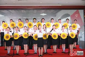 中铁三局二公司：首首红歌献给党 真情服务石家庄图片