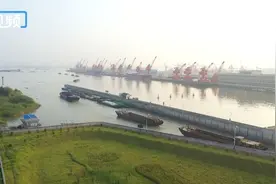 古韵新声话长江丨滨江村里的“哨兵”图片