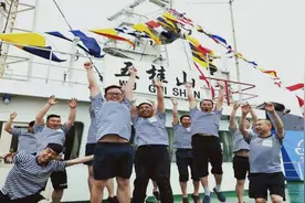 世界海员日丨一艘船的环球，一群人的奋斗！图片