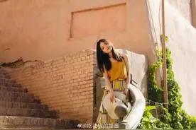 最美初恋脸！王冰冰分享罕见旧照 青春甜美少女感满满图片