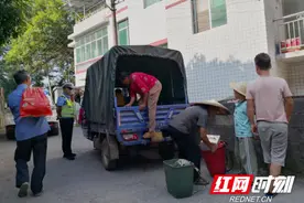 泸溪交警在行动：持续整治乡镇墟场交通乱象图片
