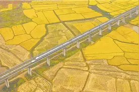 沪昆高铁遇见百年峥嵘图片