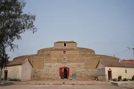 锦江楼，一人守一楼图片
