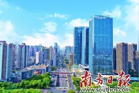 亿元楼 万科金融中心 中轴线上的总部聚集地图片