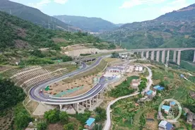 奉溪高速寂静互通今日正式开通图片