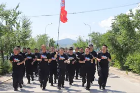 延边边境管理支队举办庆祝建党100周年薪火传递活动图片