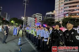 南宁多警种联动开展“风云二号”治安大清查！145名嫌疑人落网图片