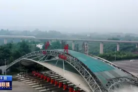 四川新闻联播丨绵泸高铁内自泸段今天开通图片