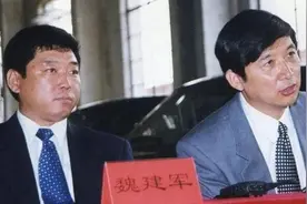 魏建军笔直的腰杆是长城汽车崛起的资本图片