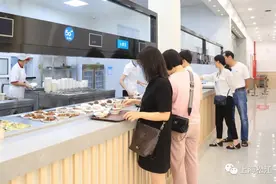 好吃不贵，还有补贴！松江这些社区食堂，你吃过吗？今年还将新建4家图片